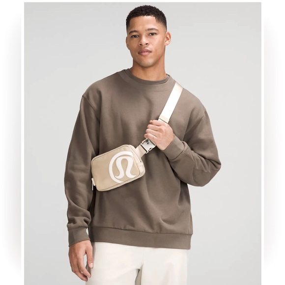 NWT Lululemon 1L Belt Bag LIMITED EDITION EXCLUSIVE in Trench/White Opal Logo - Picture 3 of 11